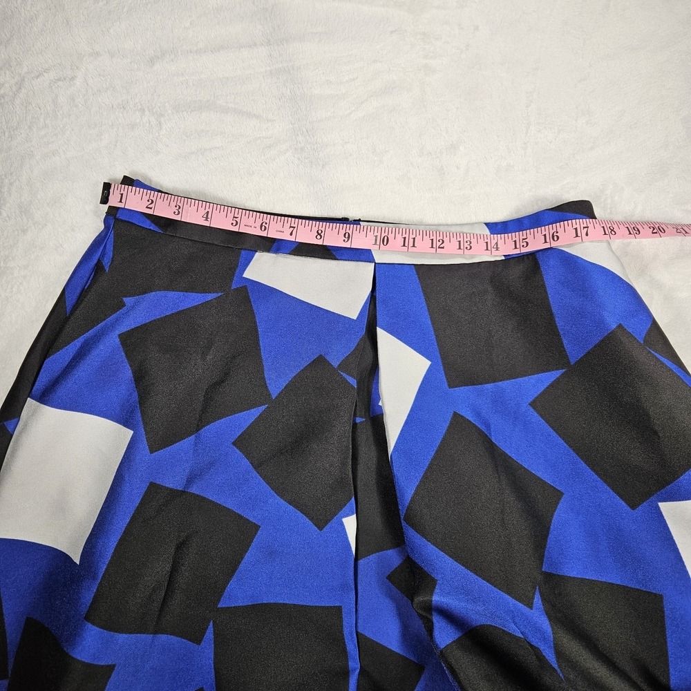 Lane Bryant Skirt Size 16 POCKETS Stretchy Waist Blue Black Geometric Pleated - Picture 2 of 8